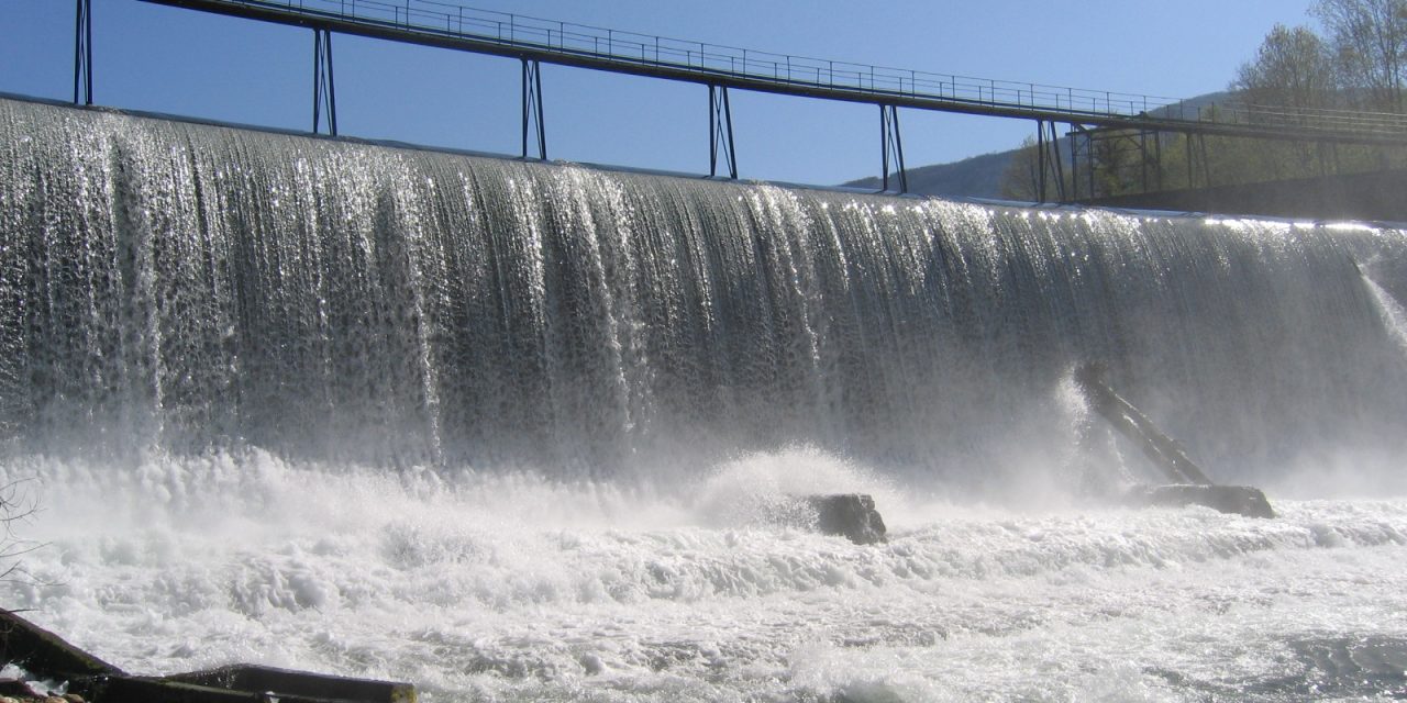 MISE EN OEUVRE DES CHASSES SEDIMENTAIRES AU BARRAGE D’AUBERIVES EN ROYANS
