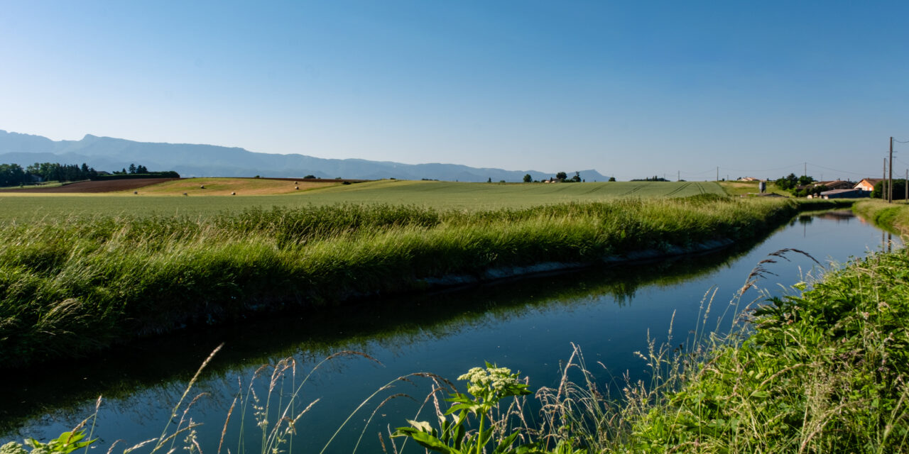 BAIGNADE ET NAVIGATION INTERDITES DANS LE CANAL DE LA BOURNE !!
